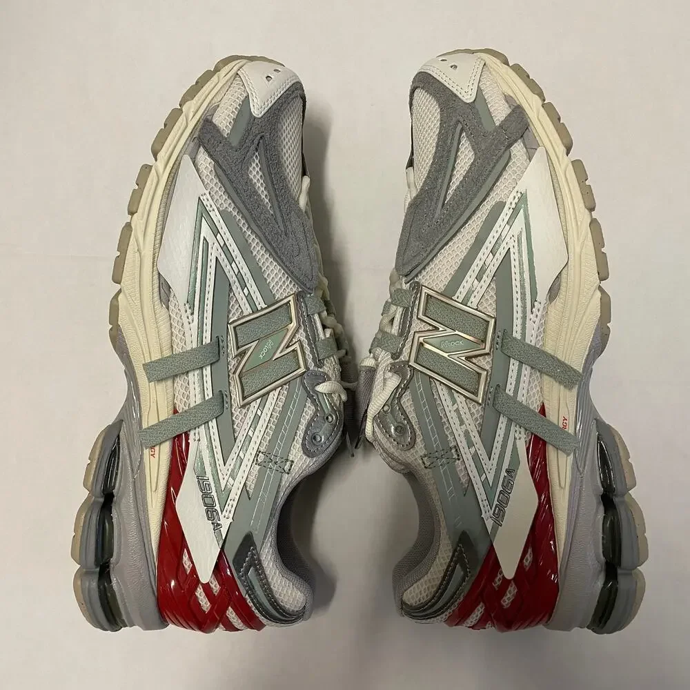 New Balance brand new